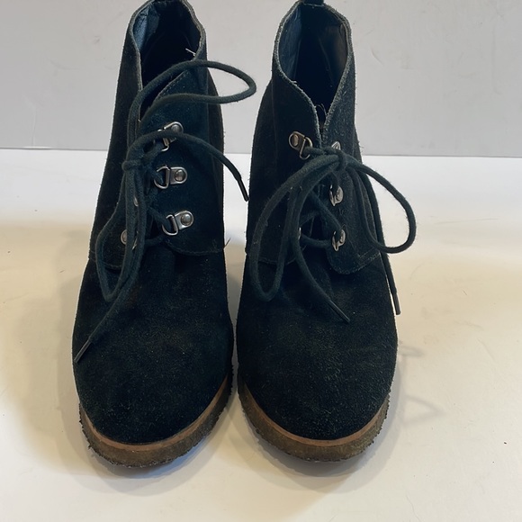 STEVE MADDEN Tanngoo Suede Wedge Lace Up Booties size 9 - Picture 2 of 11